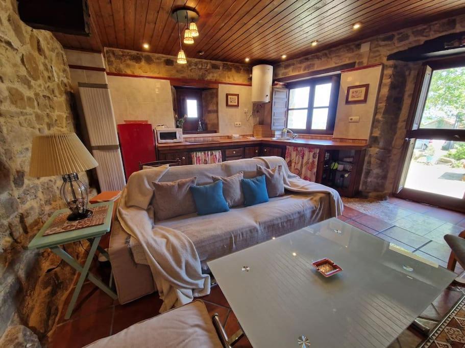 14A04 Casa De Piedra Colunga Βίλα Εξωτερικό φωτογραφία